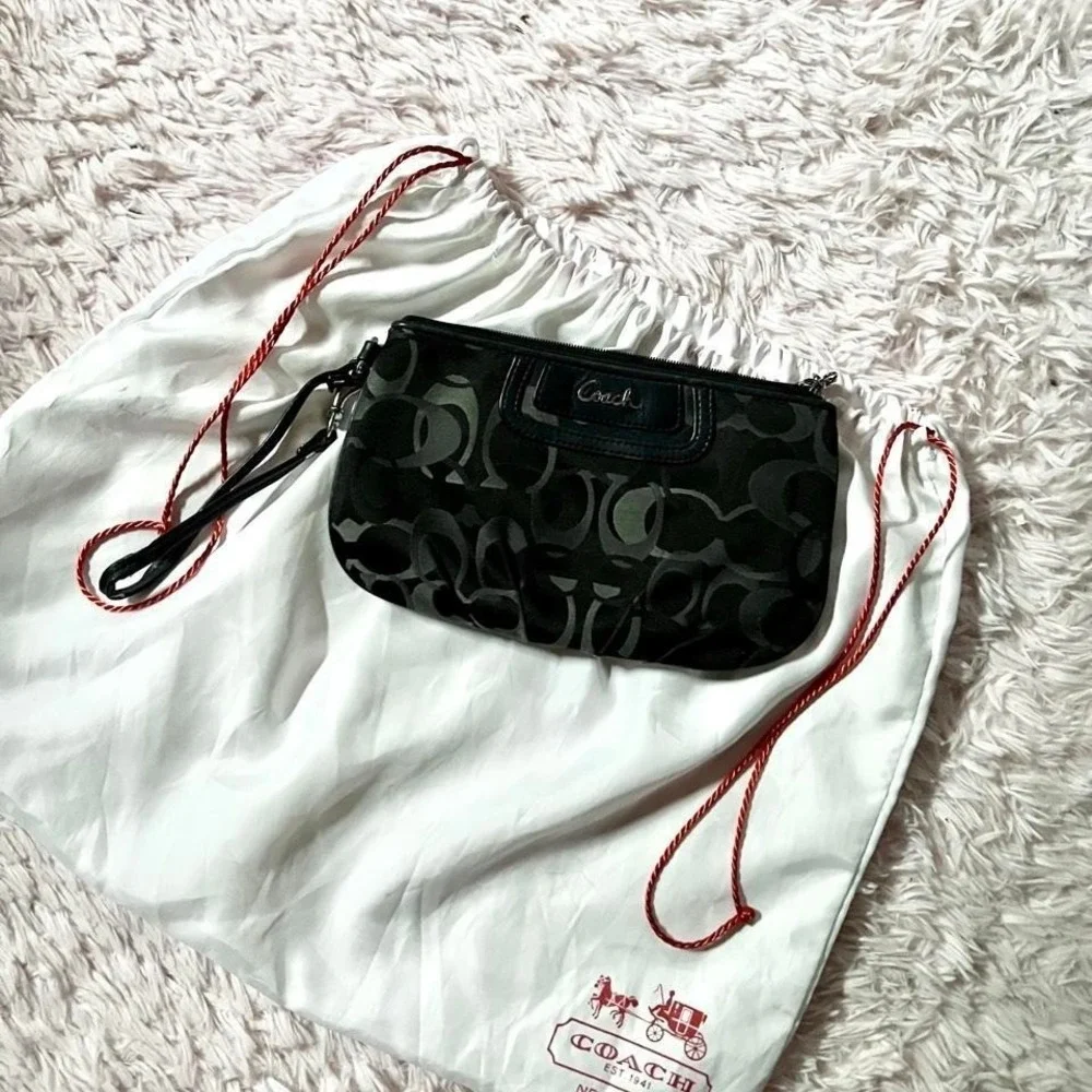 Coach Signature Black Wristlet Clutch Bag Quiet Luxury Preppy Dark Academia